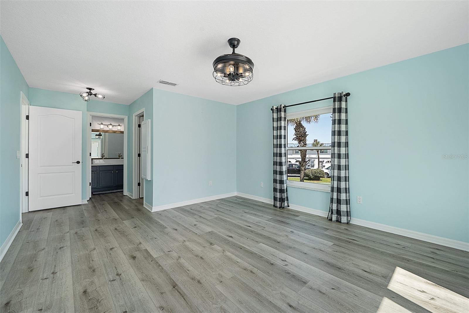 OCEANSIDE ESTATES - Residential