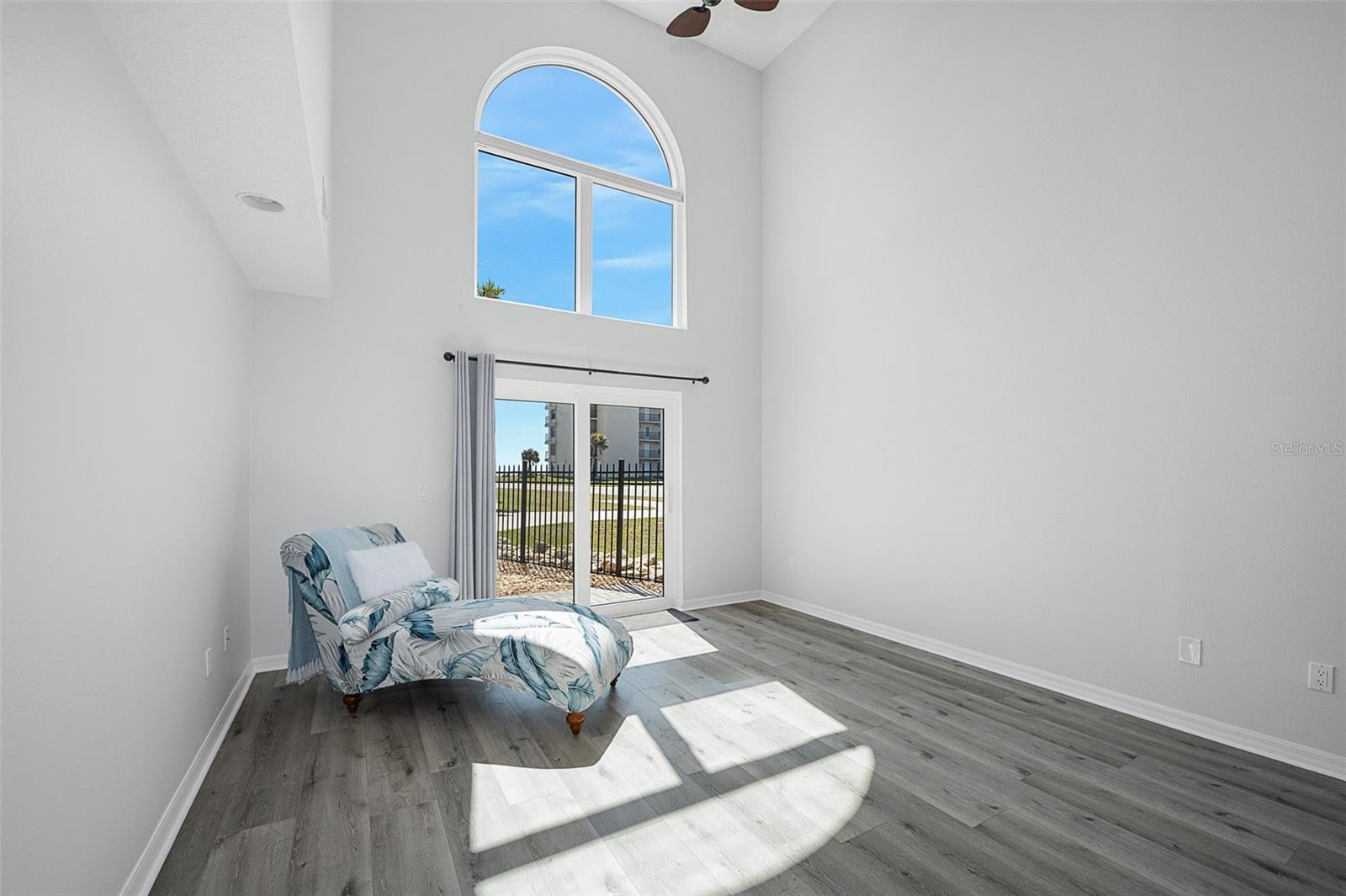 OCEANSIDE ESTATES - Residential