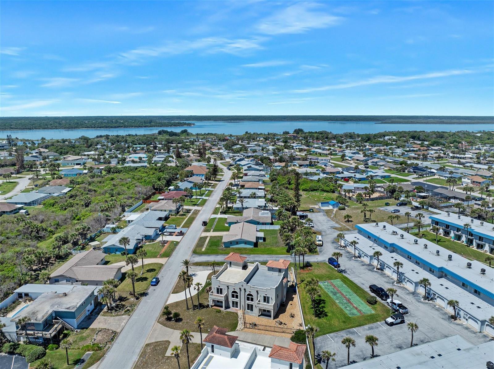OCEANSIDE ESTATES - Residential
