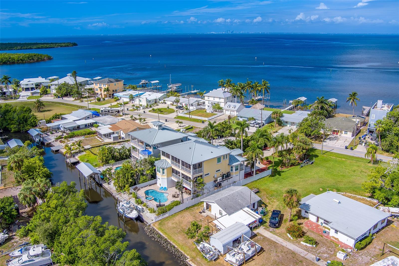 SHELL POINT 1ST ADD - Residential