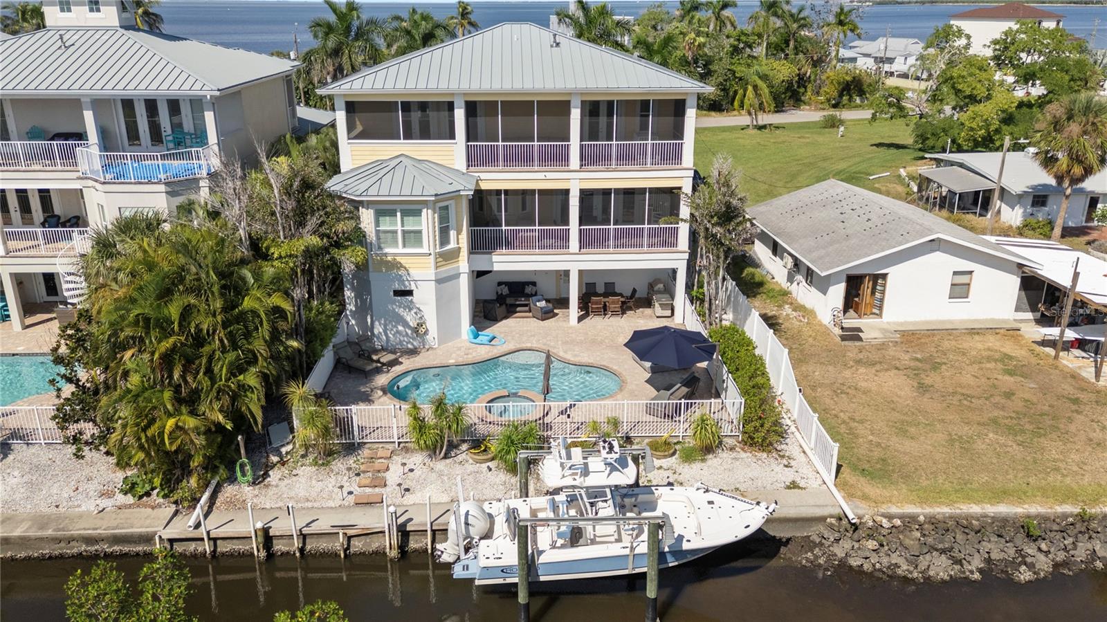 SHELL POINT 1ST ADD - Residential