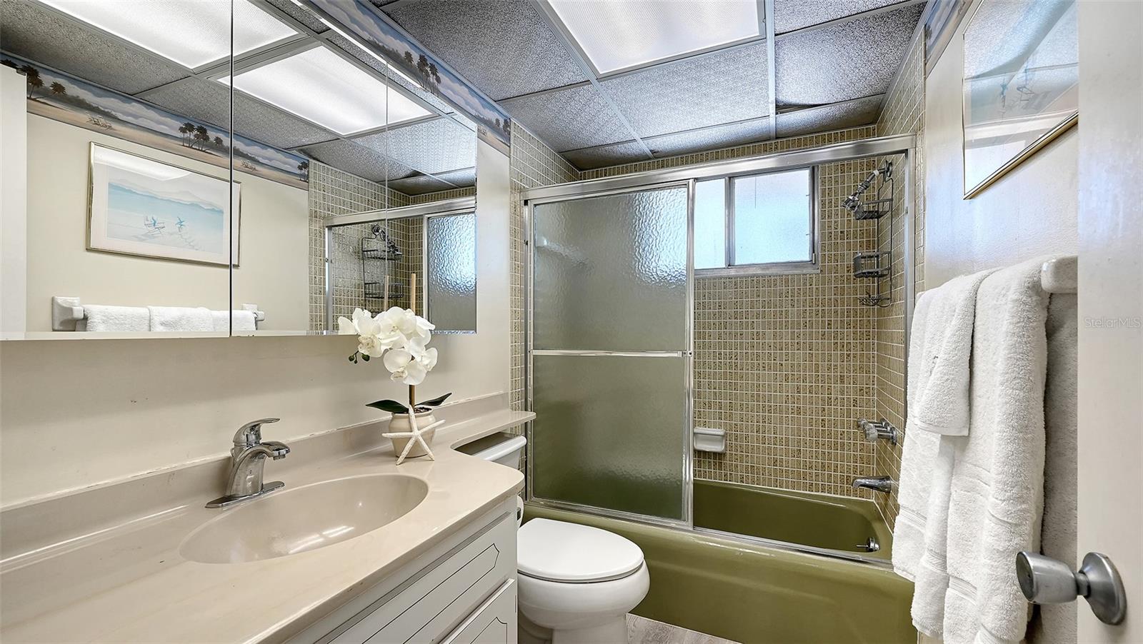 BEACH HARBOR CLUB - Residential