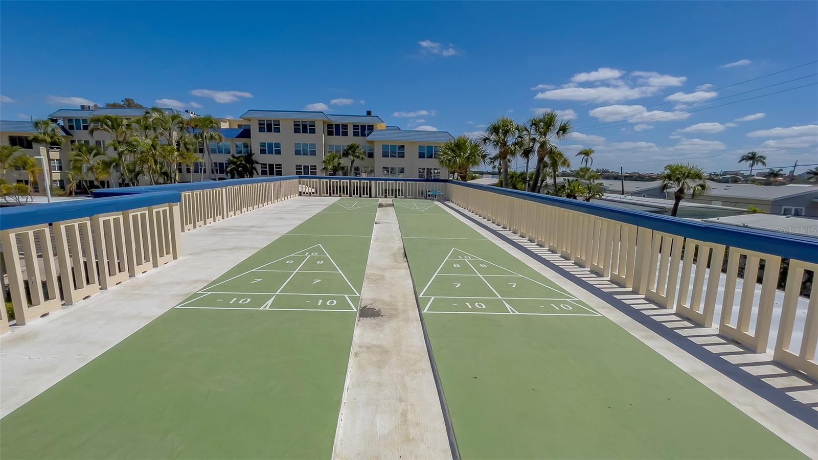 BEACH HARBOR CLUB - Residential