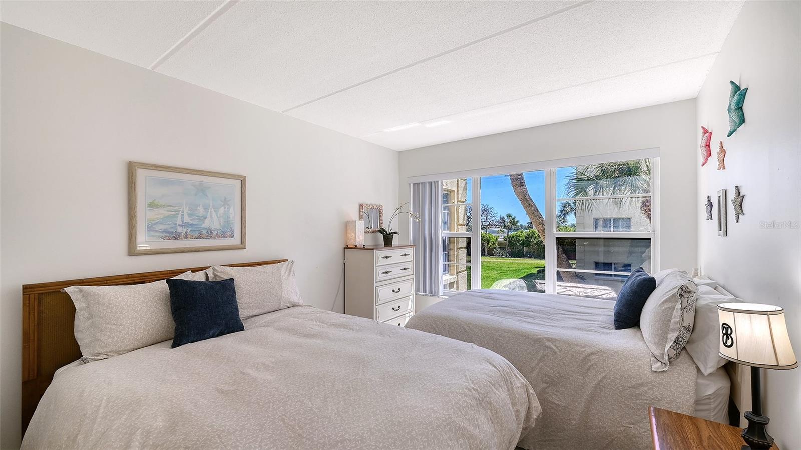 BEACH HARBOR CLUB - Residential