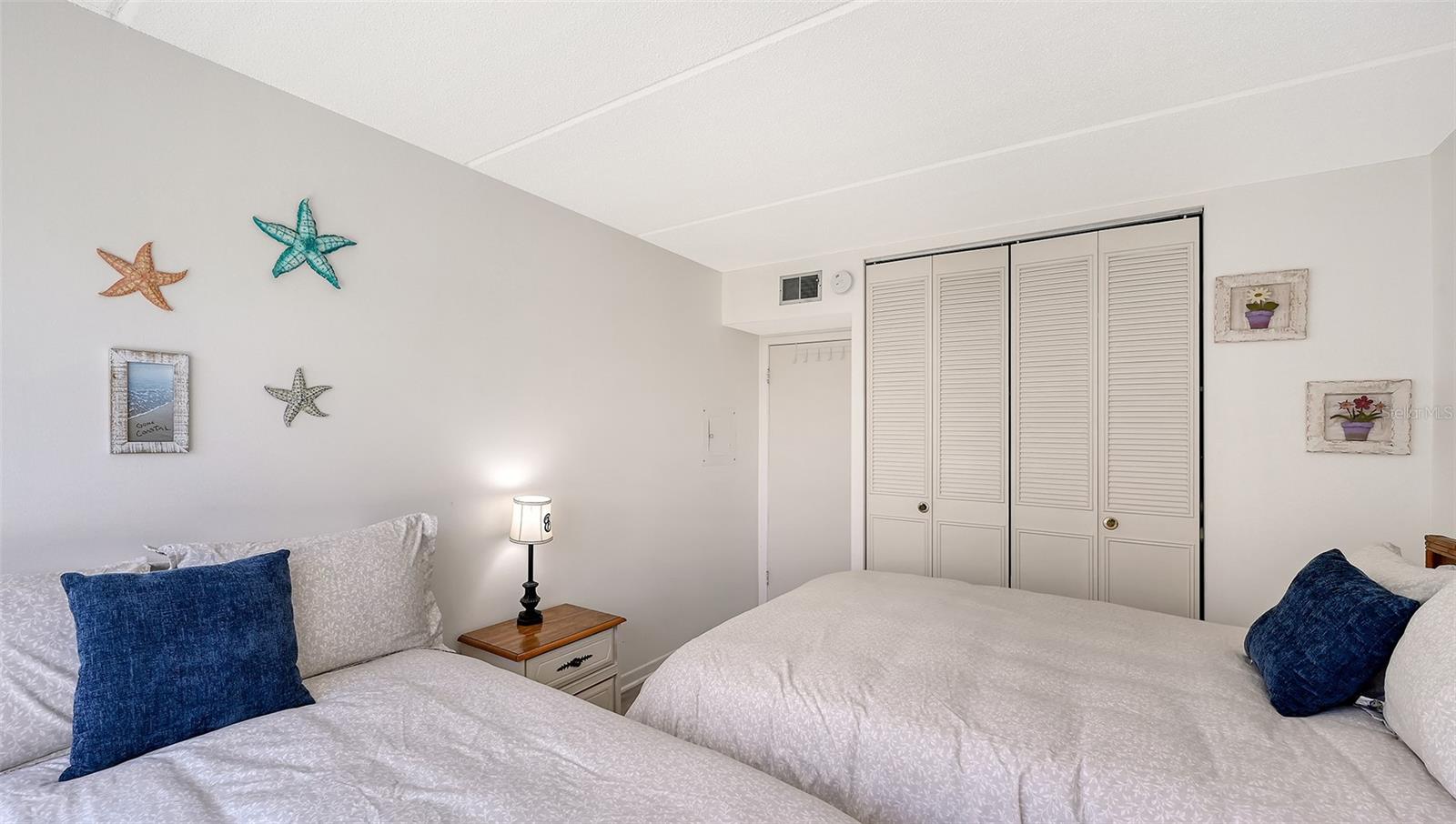 BEACH HARBOR CLUB - Residential