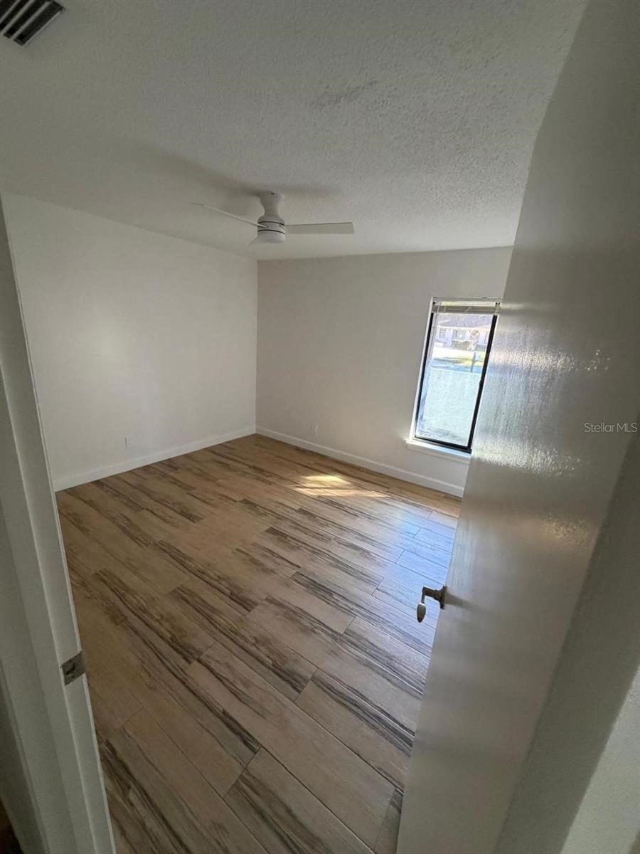 SPANISH OAKS - Residential Lease