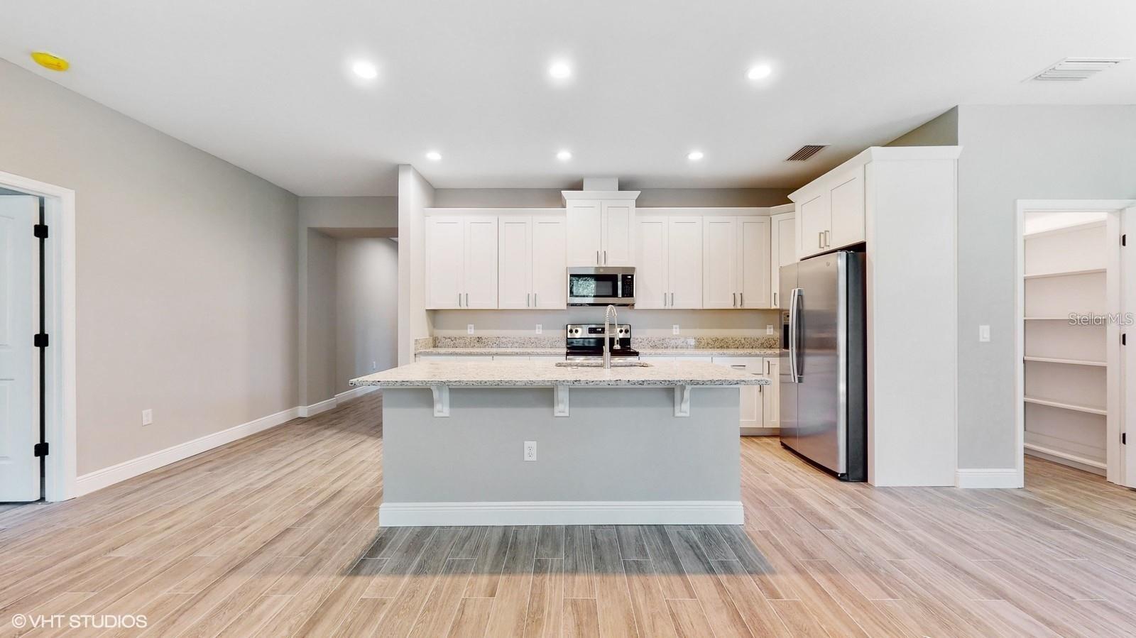 643 DOMINISH ESTATES DR