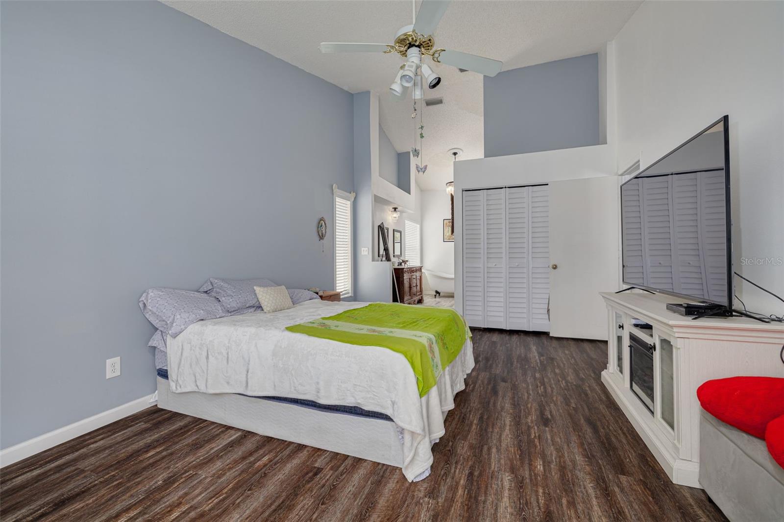 BECKETT BAY - Residential