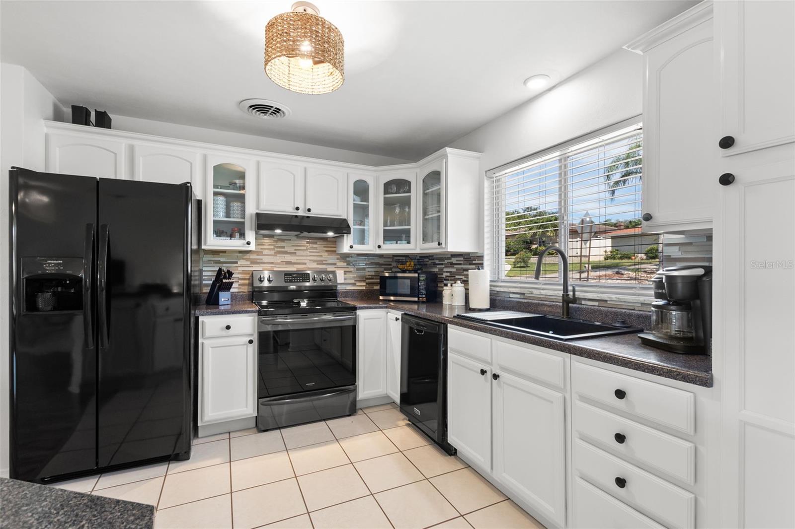 HARBOR HILLS - Residential Lease
