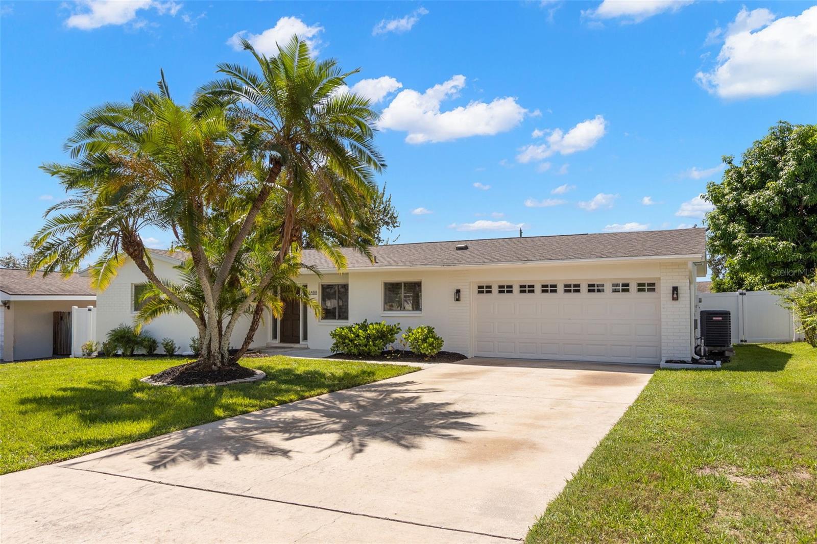 HARBOR HILLS - Residential Lease