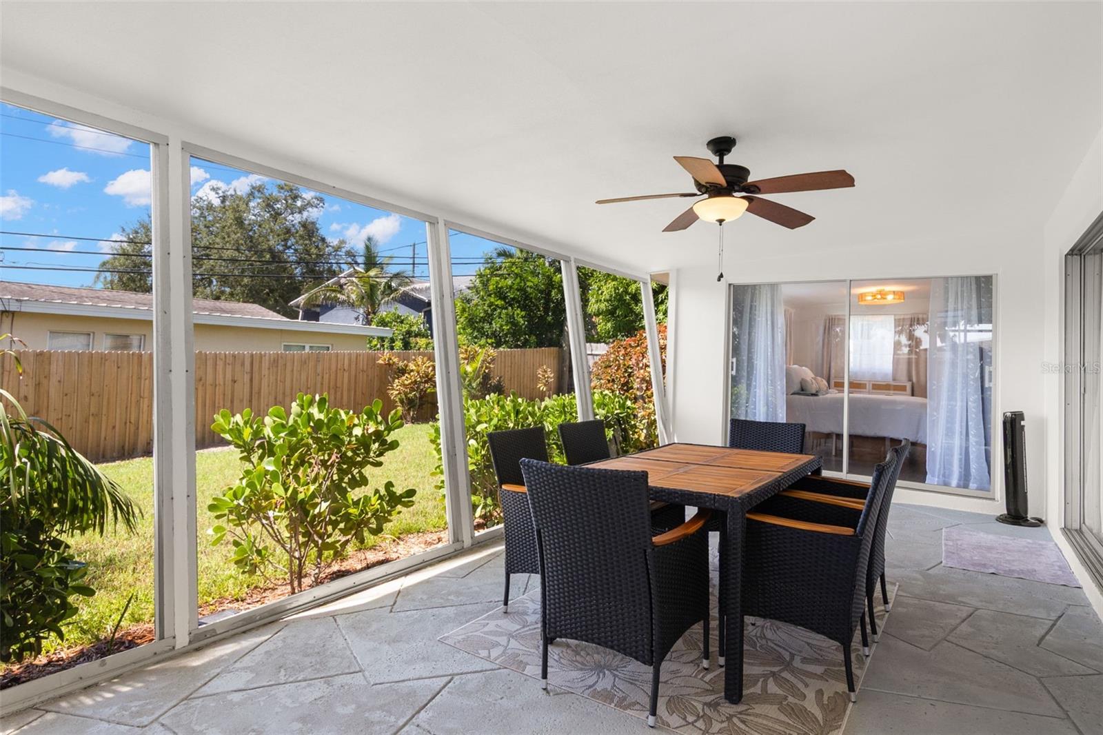 HARBOR HILLS - Residential Lease