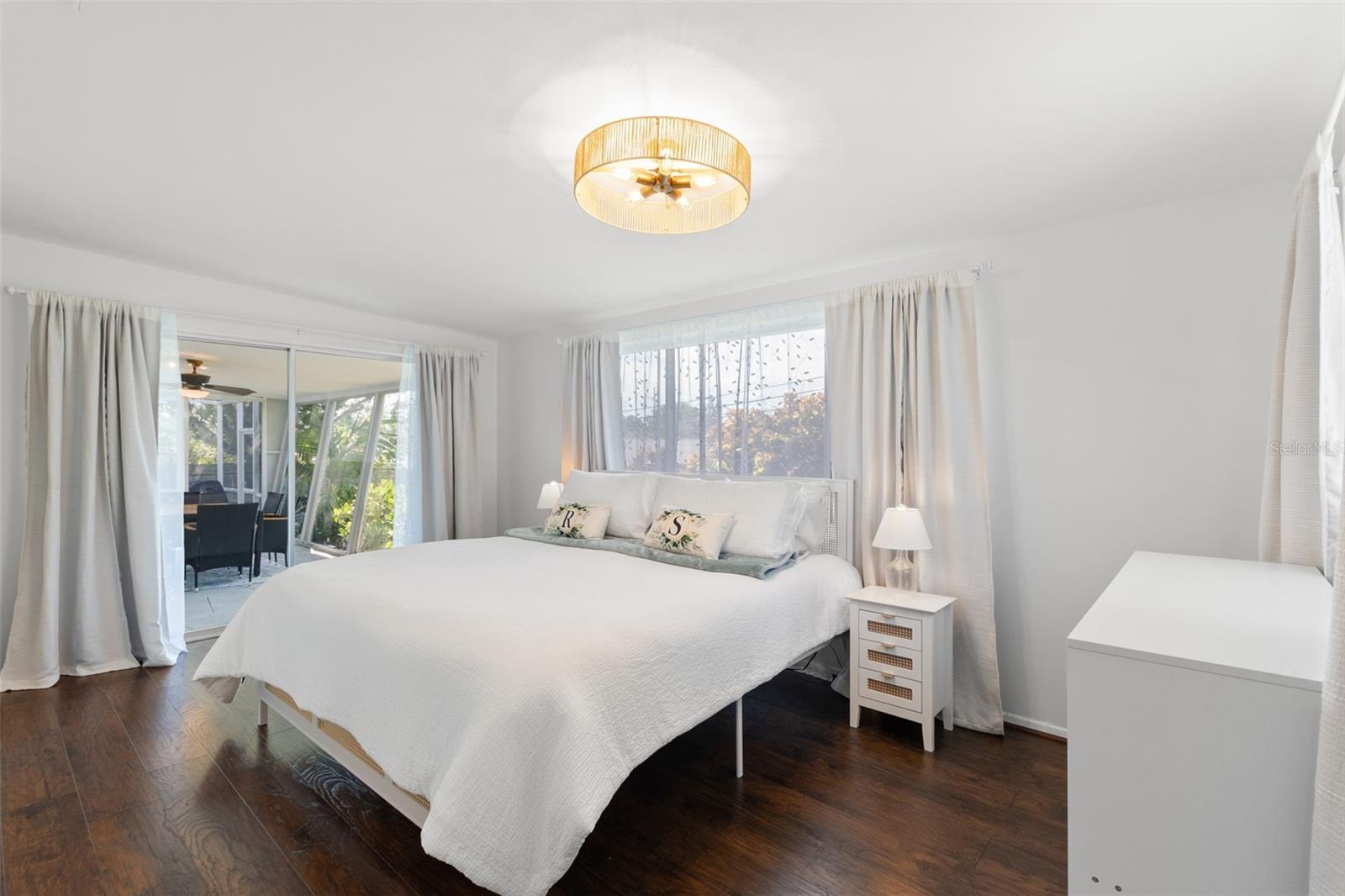 HARBOR HILLS - Residential Lease