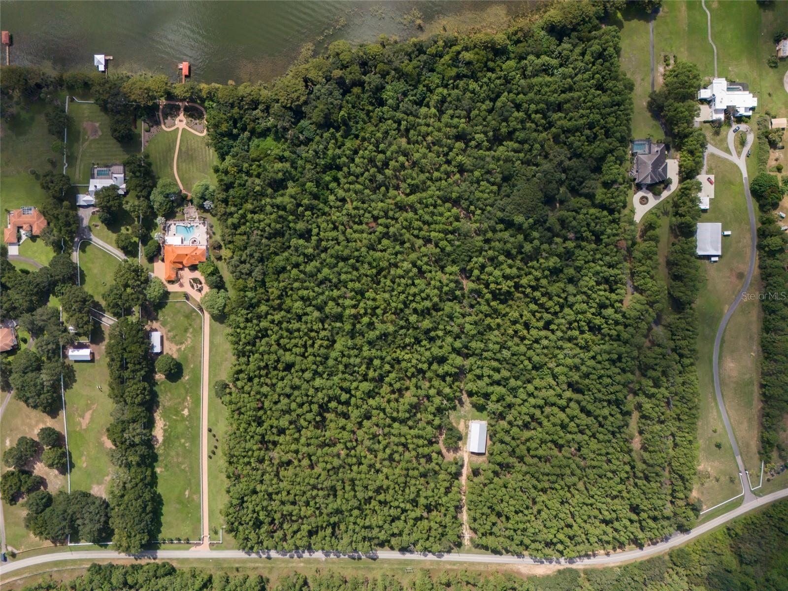 LAKE HARRIS HIGHLANDS SUB - Residential