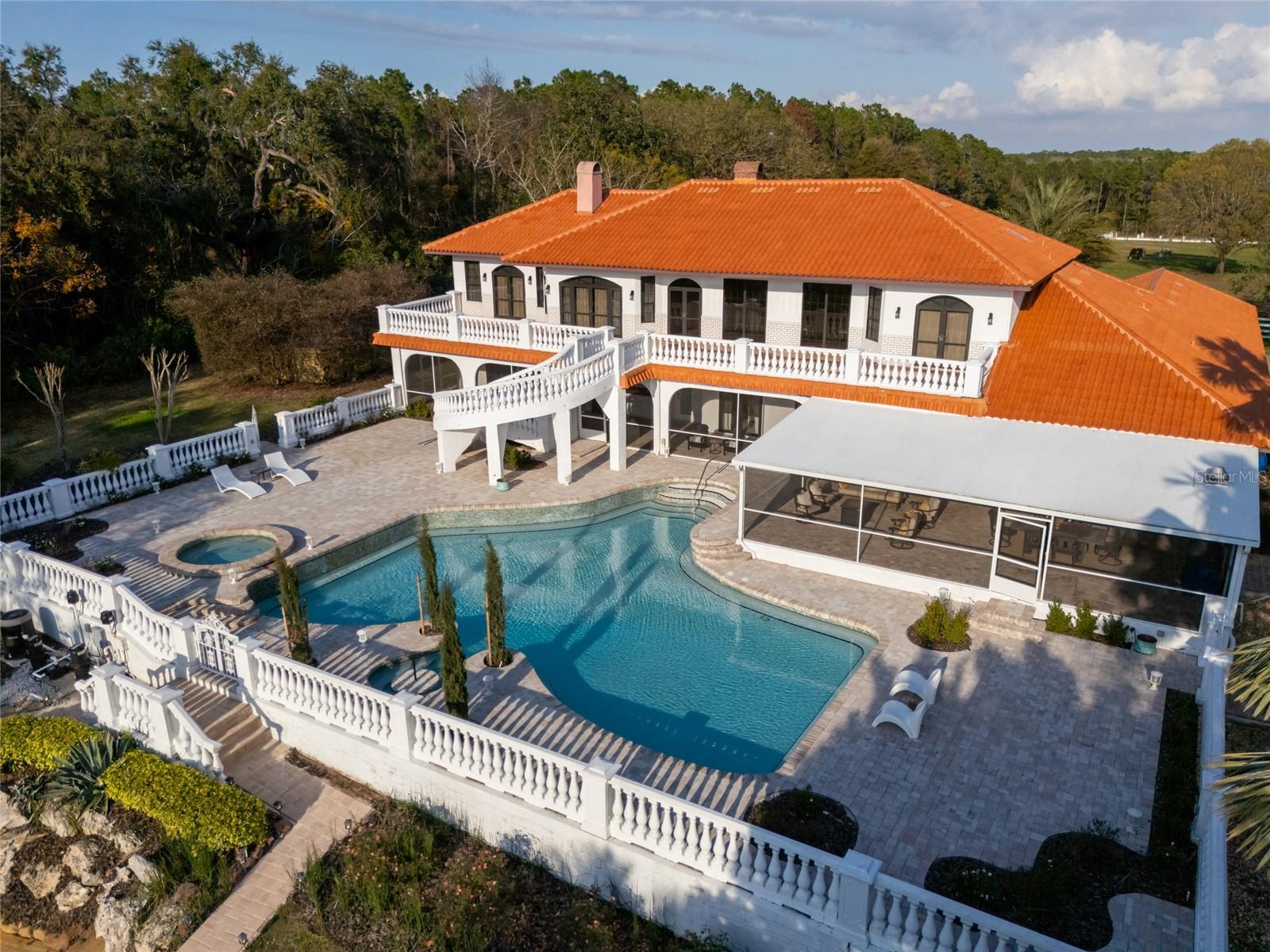 LAKE HARRIS HIGHLANDS SUB - Residential