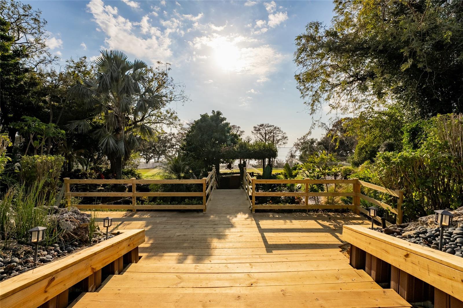 LAKE HARRIS HIGHLANDS SUB - Residential