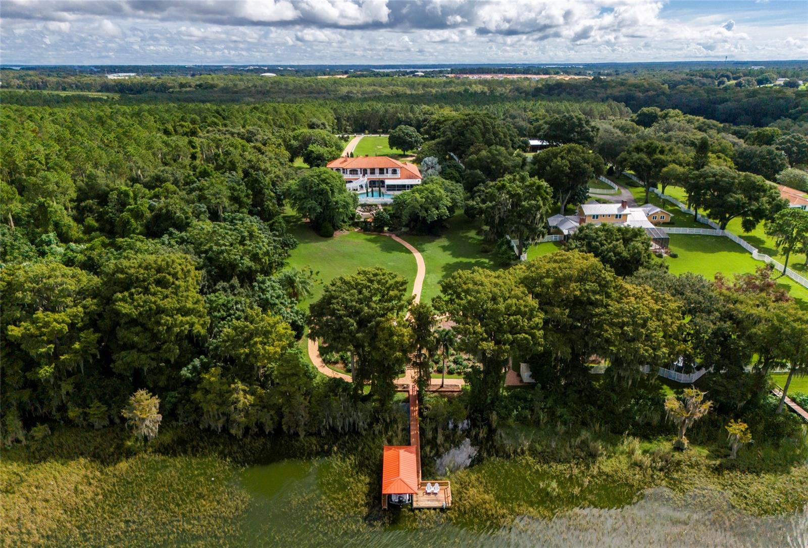 LAKE HARRIS HIGHLANDS SUB - Residential