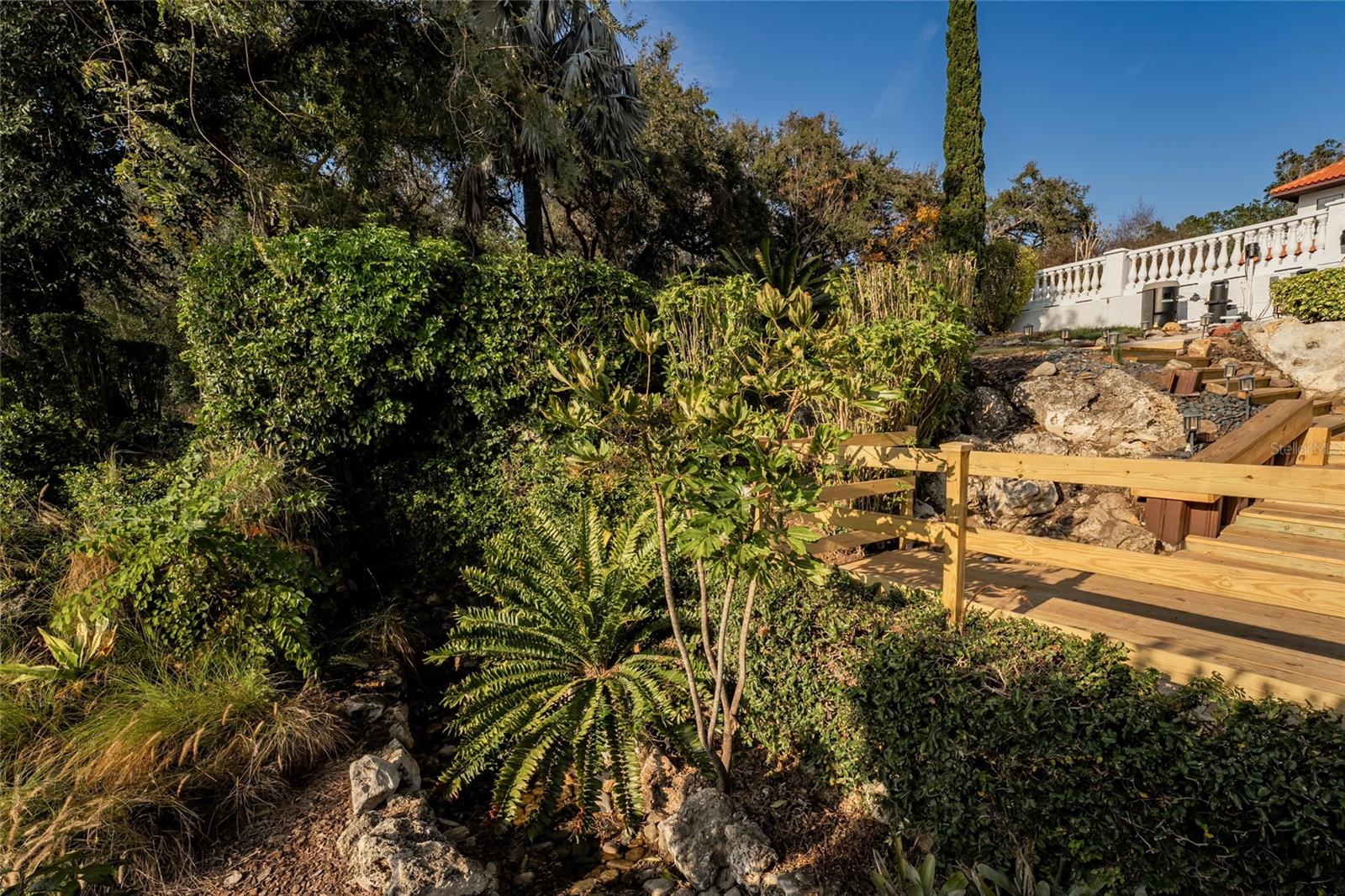 LAKE HARRIS HIGHLANDS SUB - Residential