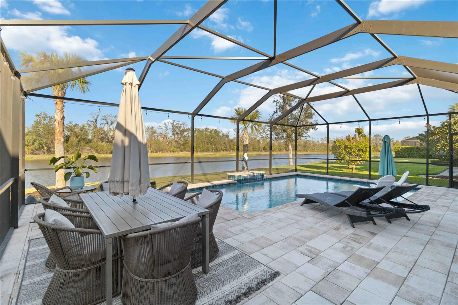 ARBOR LAKES ON PALMER RANCH - Residential