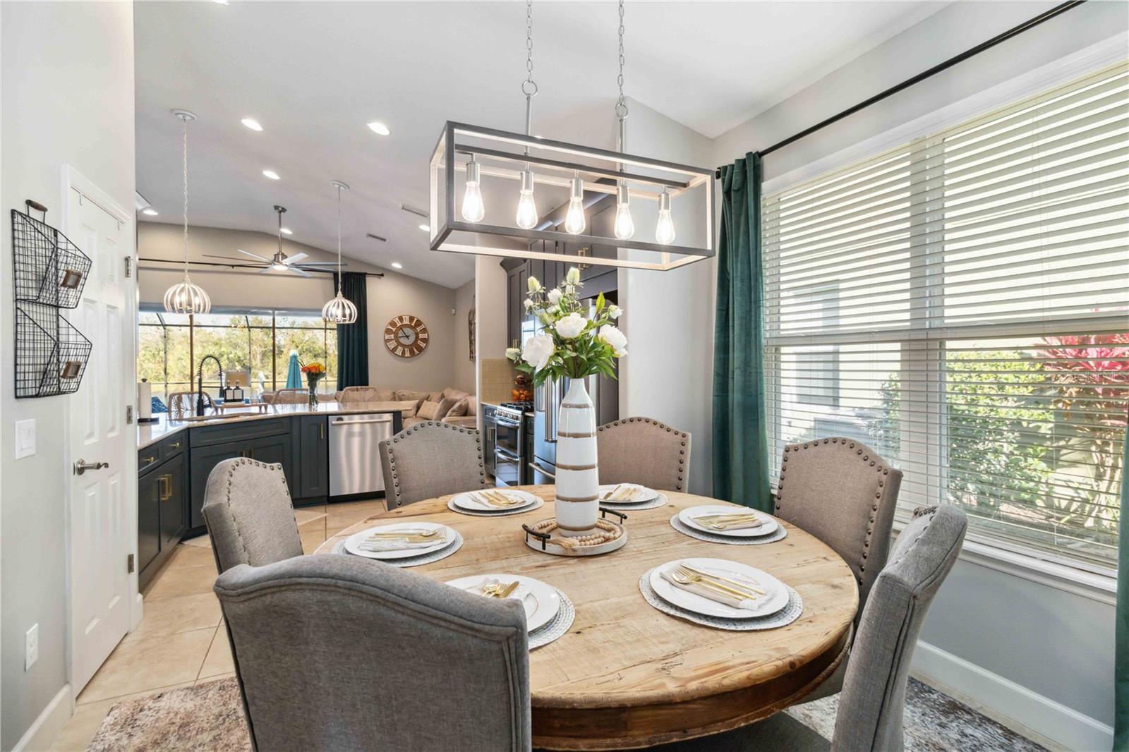 ARBOR LAKES ON PALMER RANCH - Residential