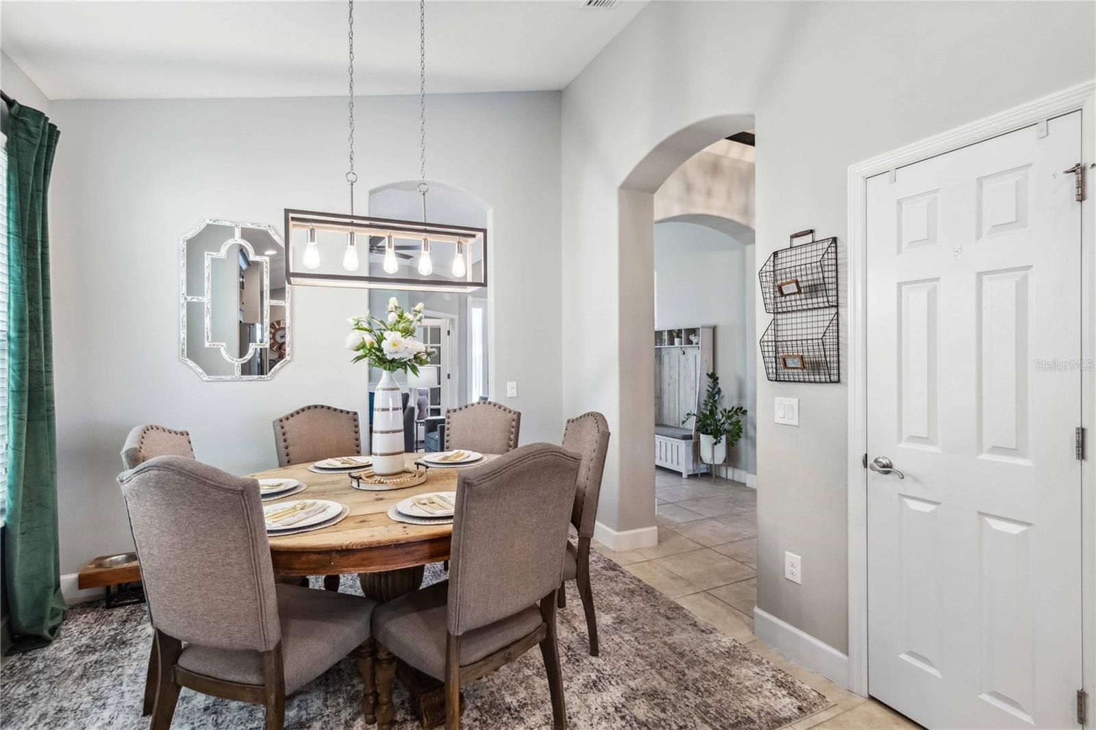 ARBOR LAKES ON PALMER RANCH - Residential