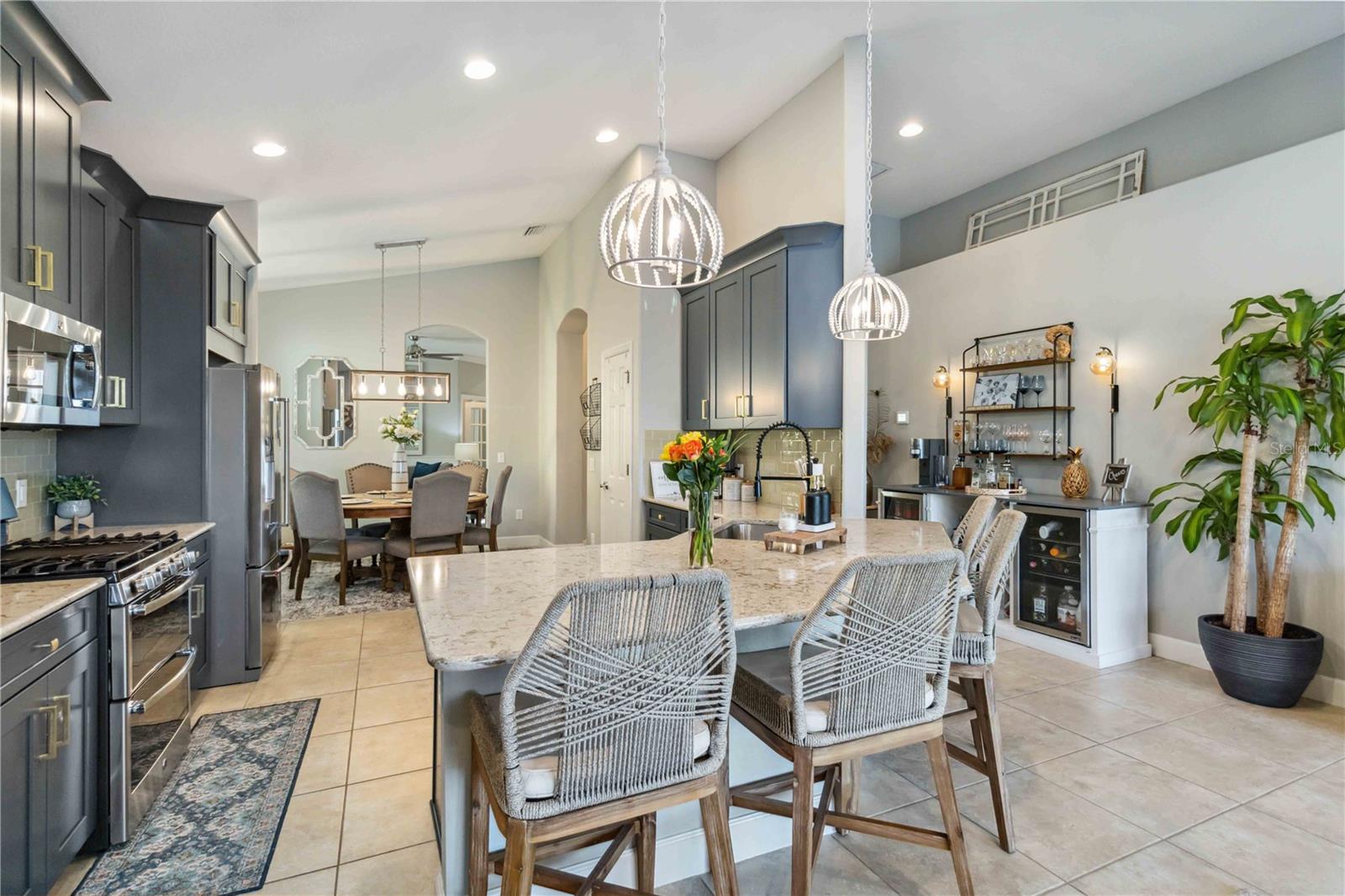 ARBOR LAKES ON PALMER RANCH - Residential