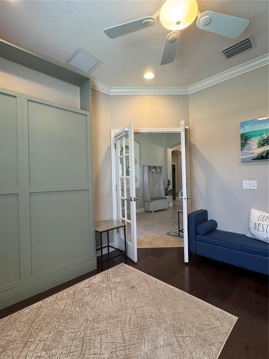 ARBOR LAKES ON PALMER RANCH - Residential