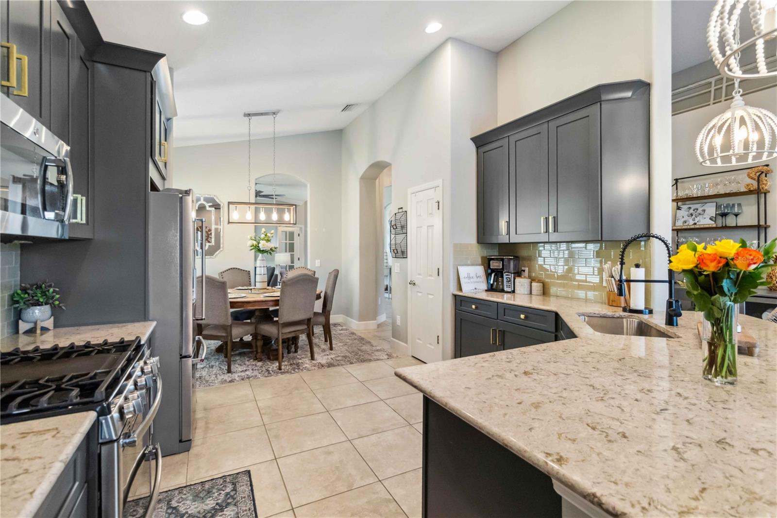 ARBOR LAKES ON PALMER RANCH - Residential
