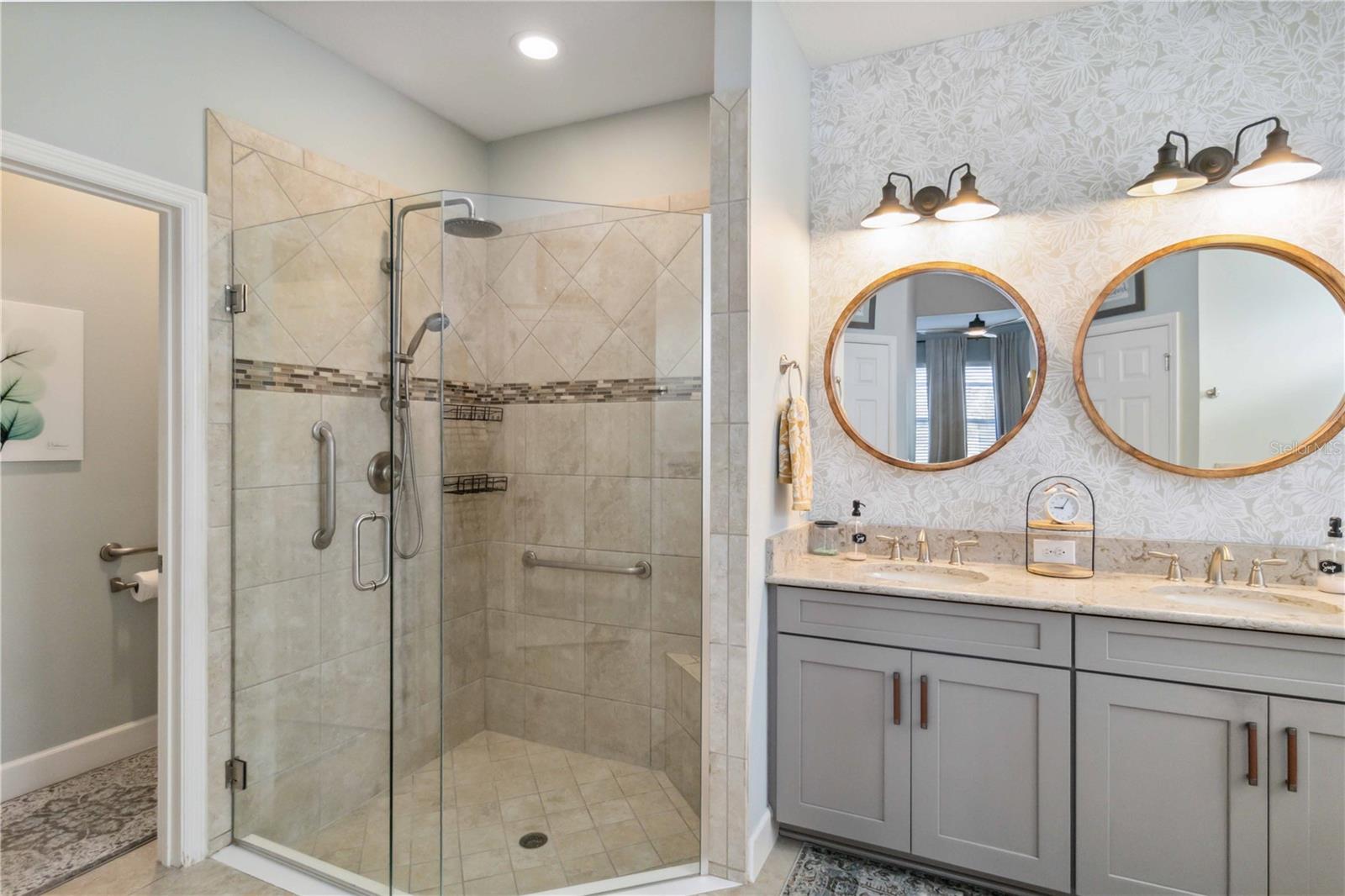 ARBOR LAKES ON PALMER RANCH - Residential