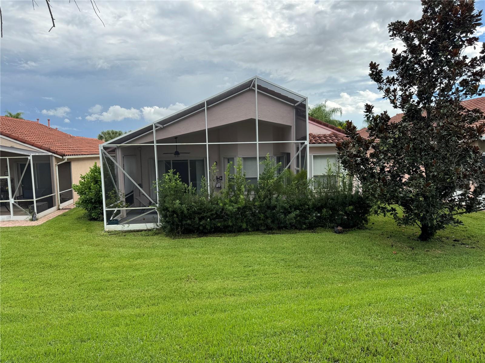 318 NW SHOREVIEW DRIVE