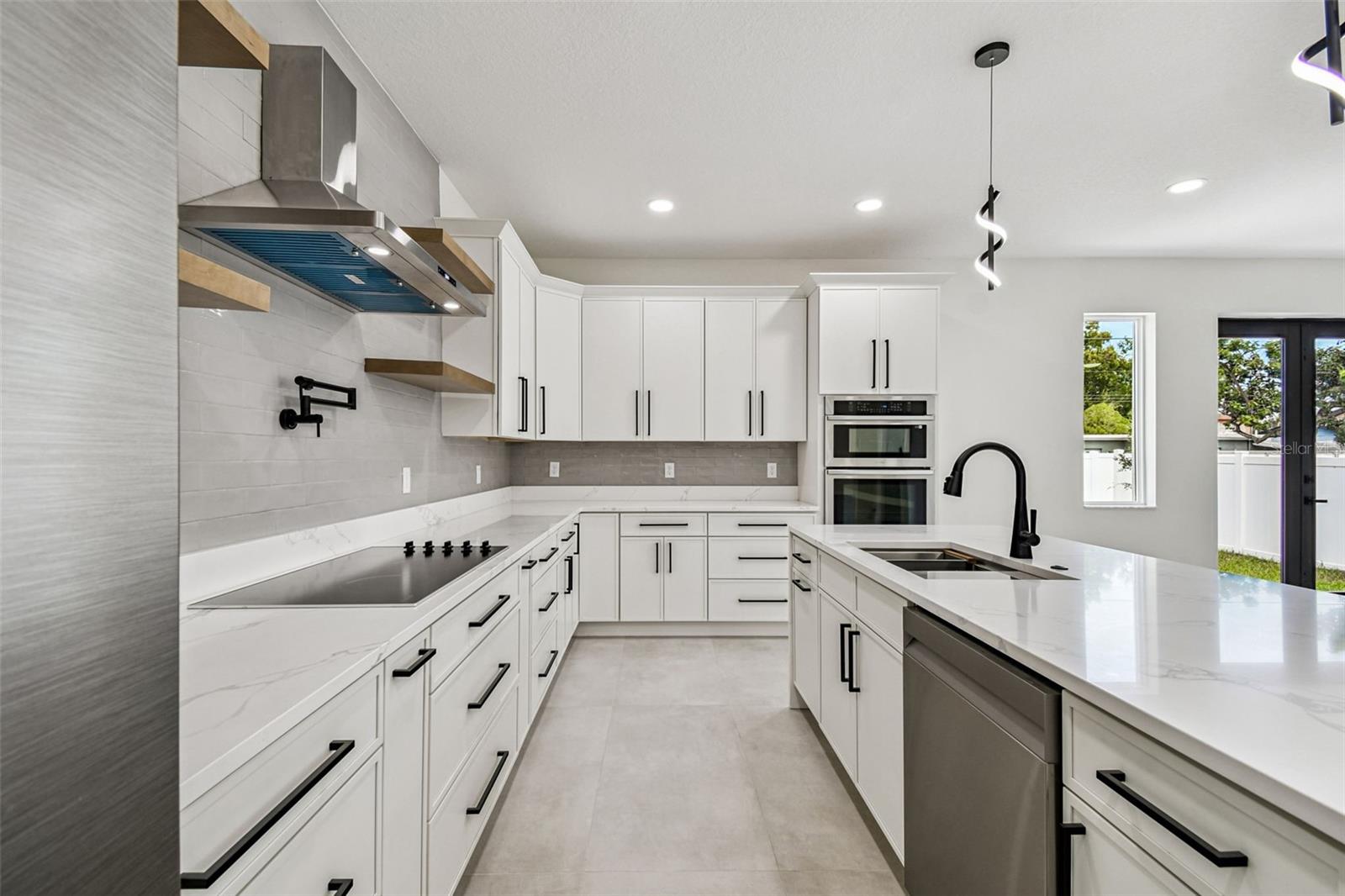 MAC FARLANE PARK - Residential