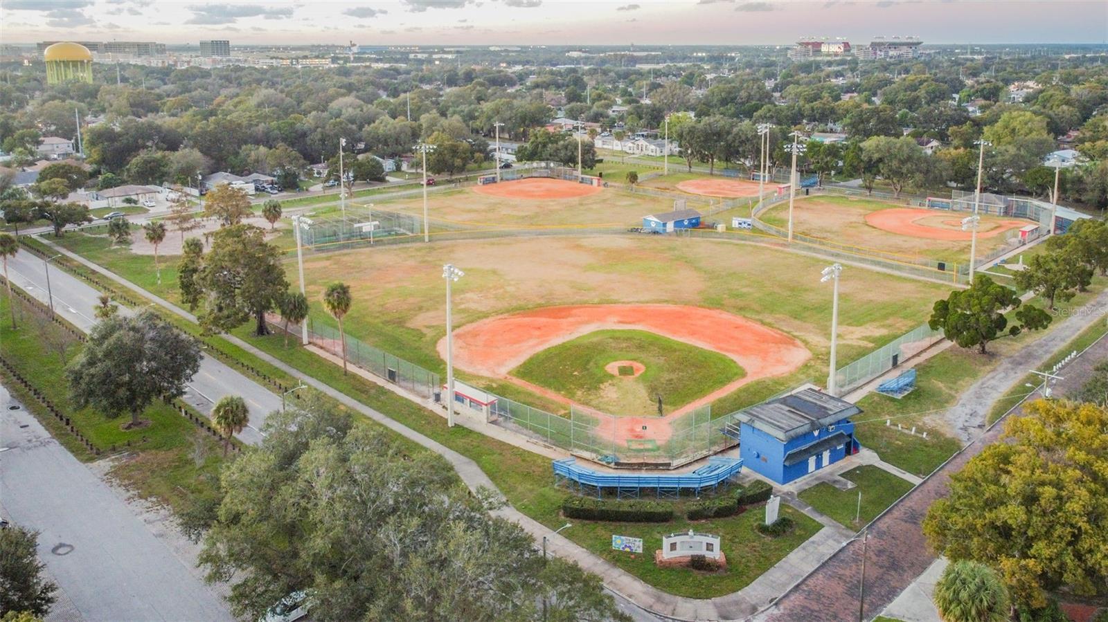 MAC FARLANE PARK - Residential