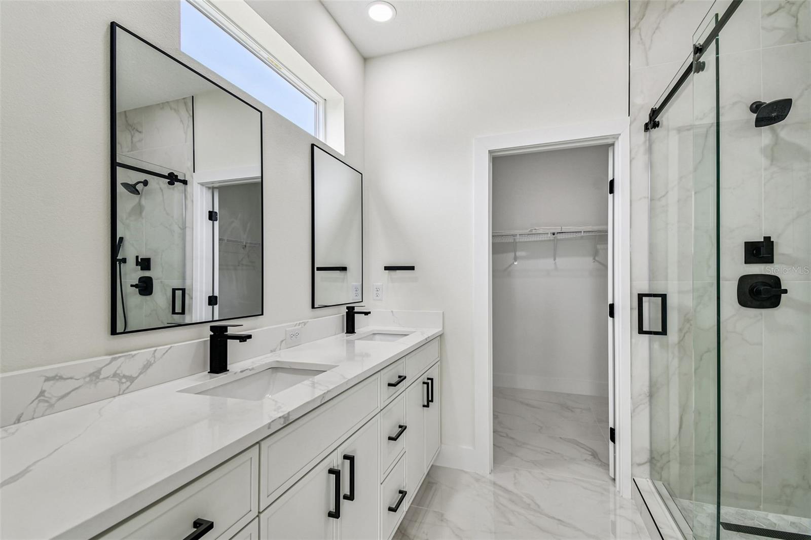 MAC FARLANE PARK - Residential