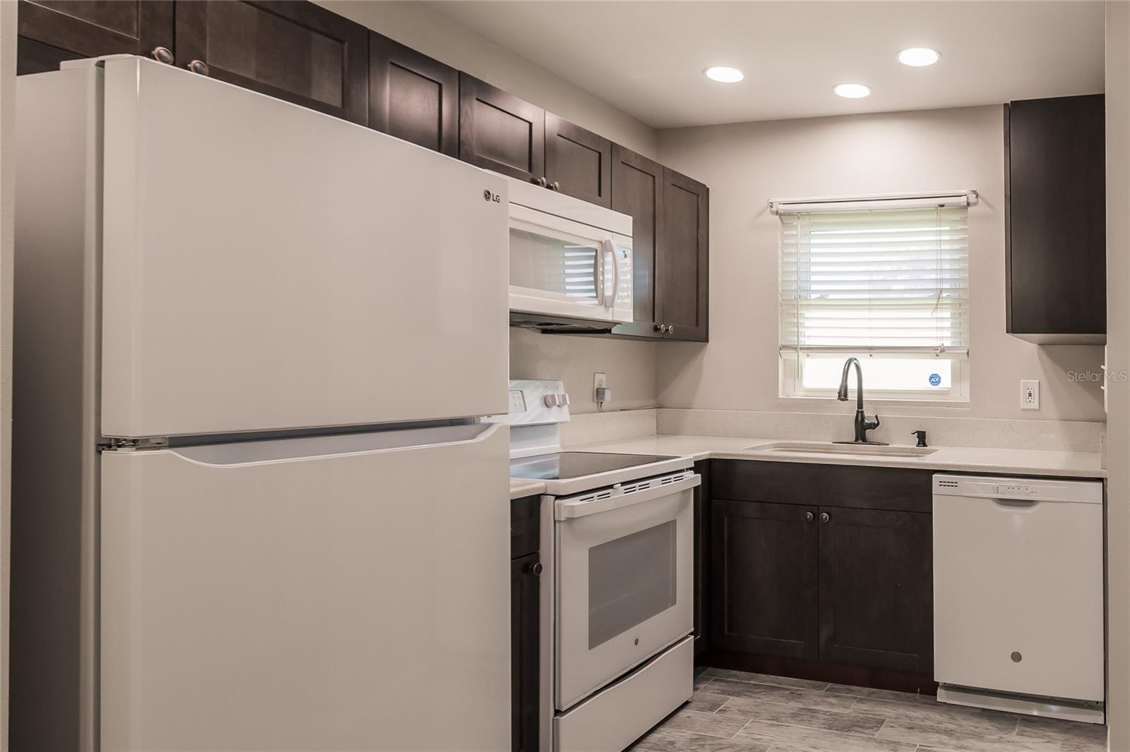 6029 LILLI WAY 6029