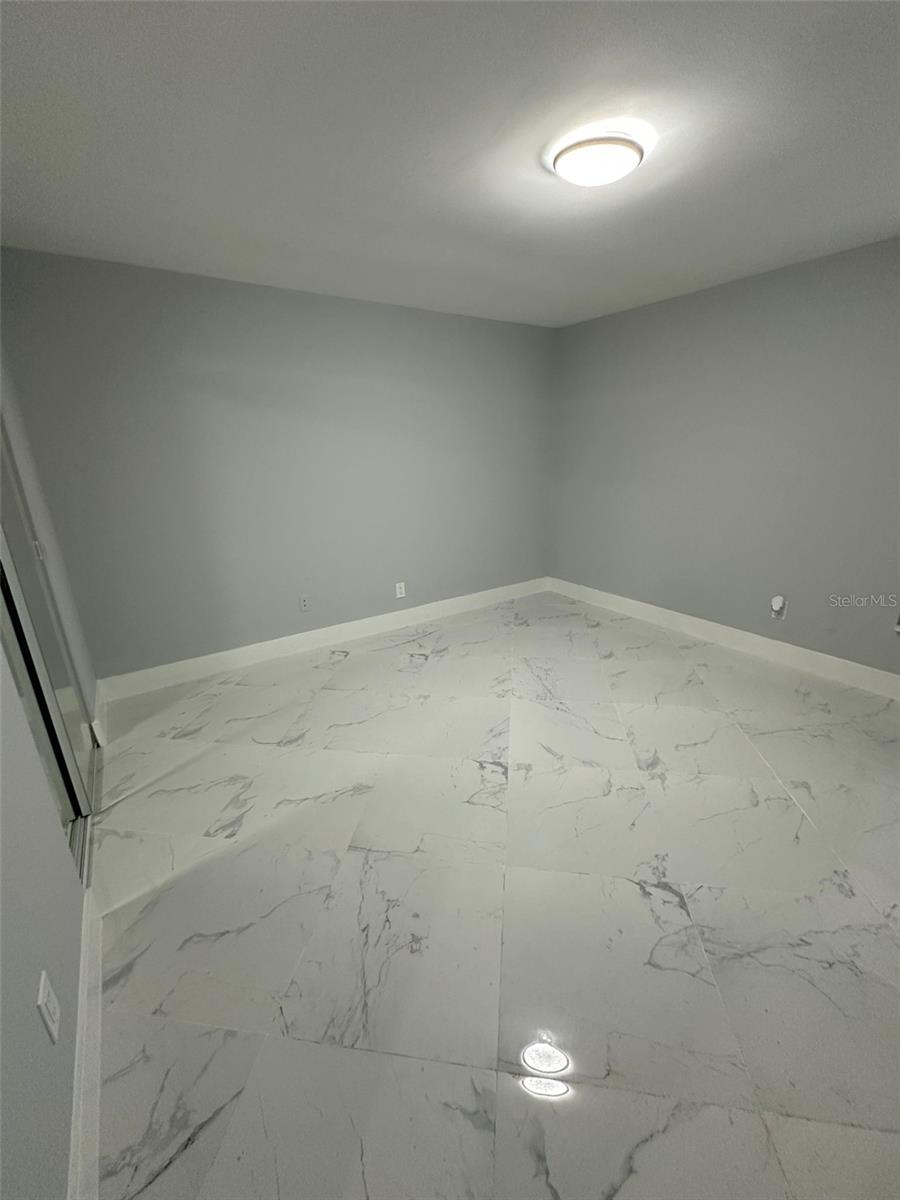 WHISPERING  PINES - Residential