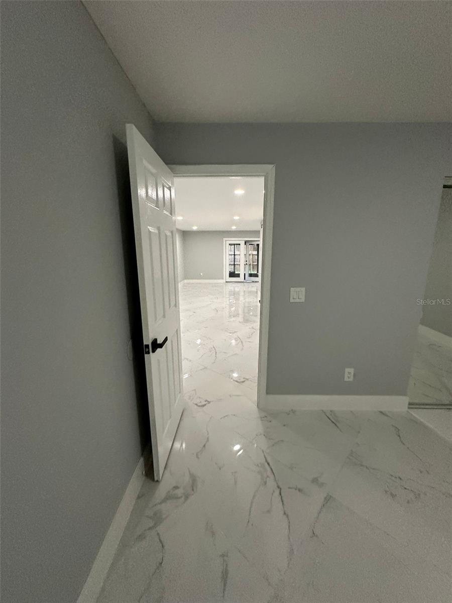 5659 PINEHILL LANE