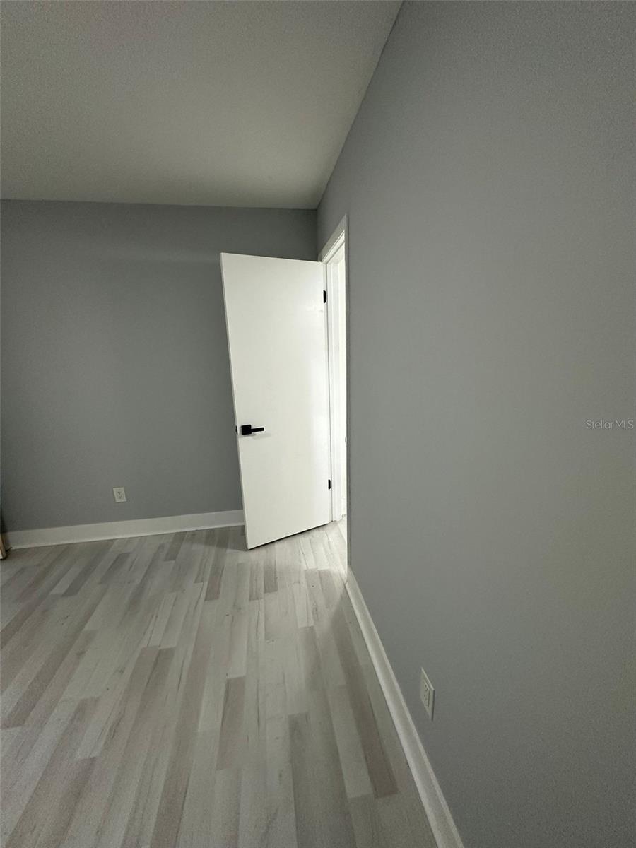 WHISPERING  PINES - Residential