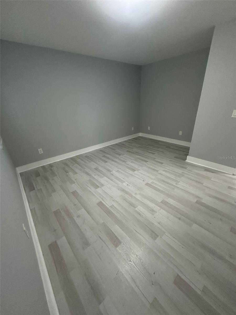 WHISPERING  PINES - Residential