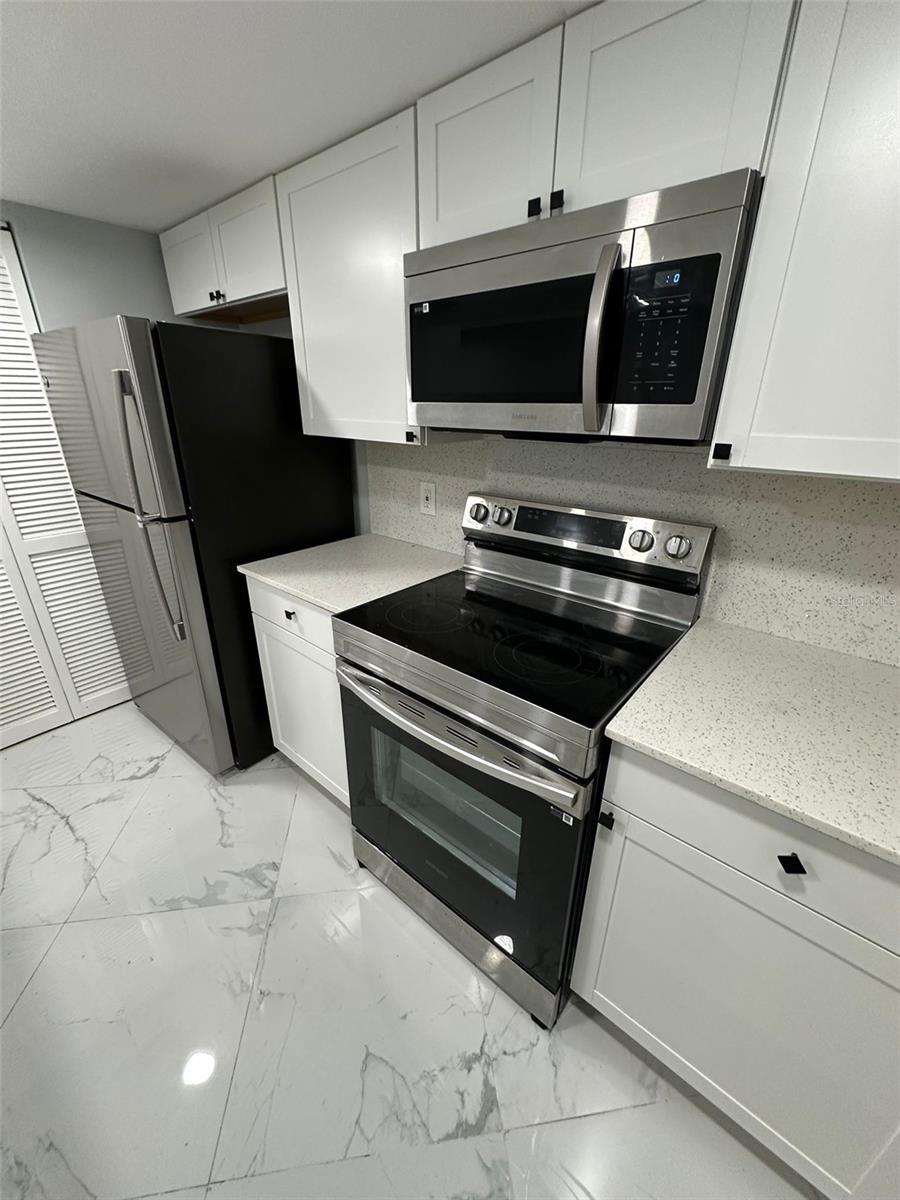 WHISPERING  PINES - Residential
