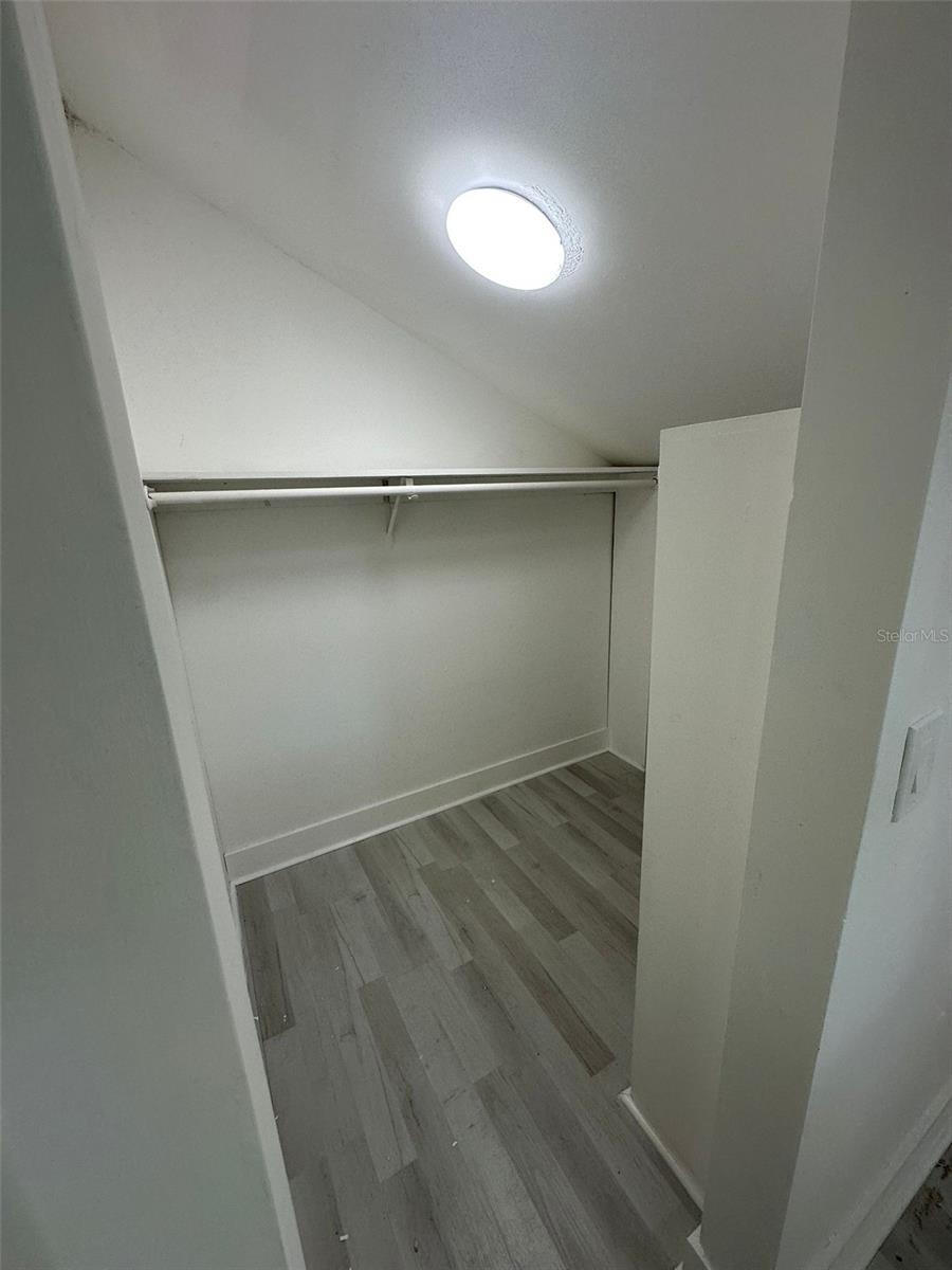 WHISPERING  PINES - Residential