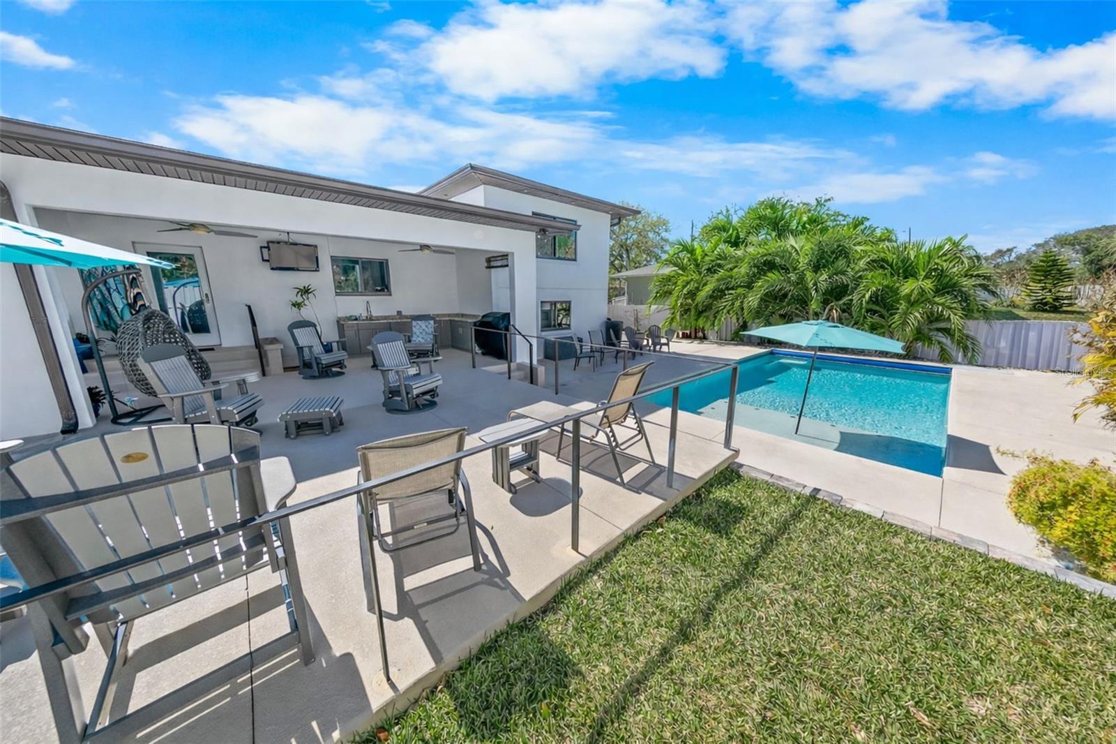 PLEASANT VIEW CIRCLE - Residential