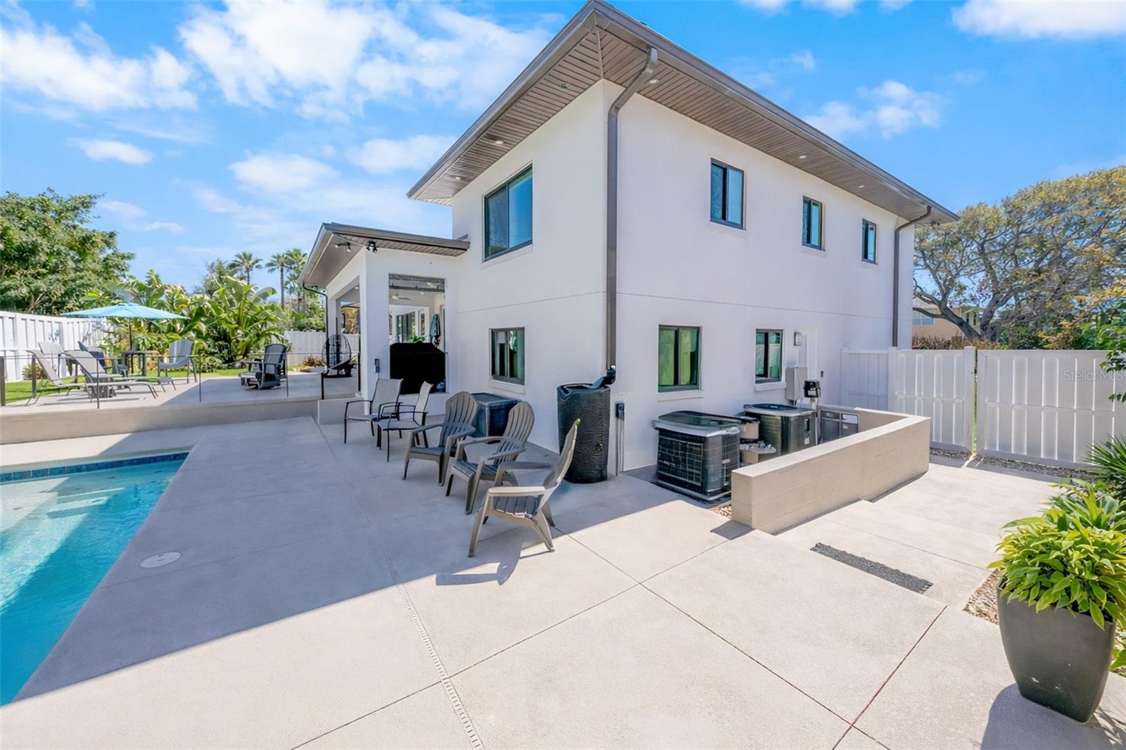 PLEASANT VIEW CIRCLE - Residential