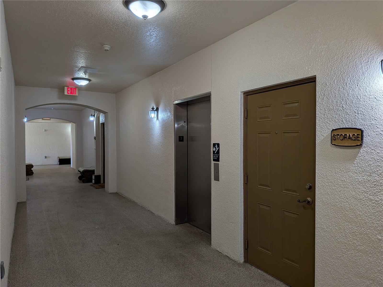 LAKESIDE/LKS/WINDERMERE - Residential Lease