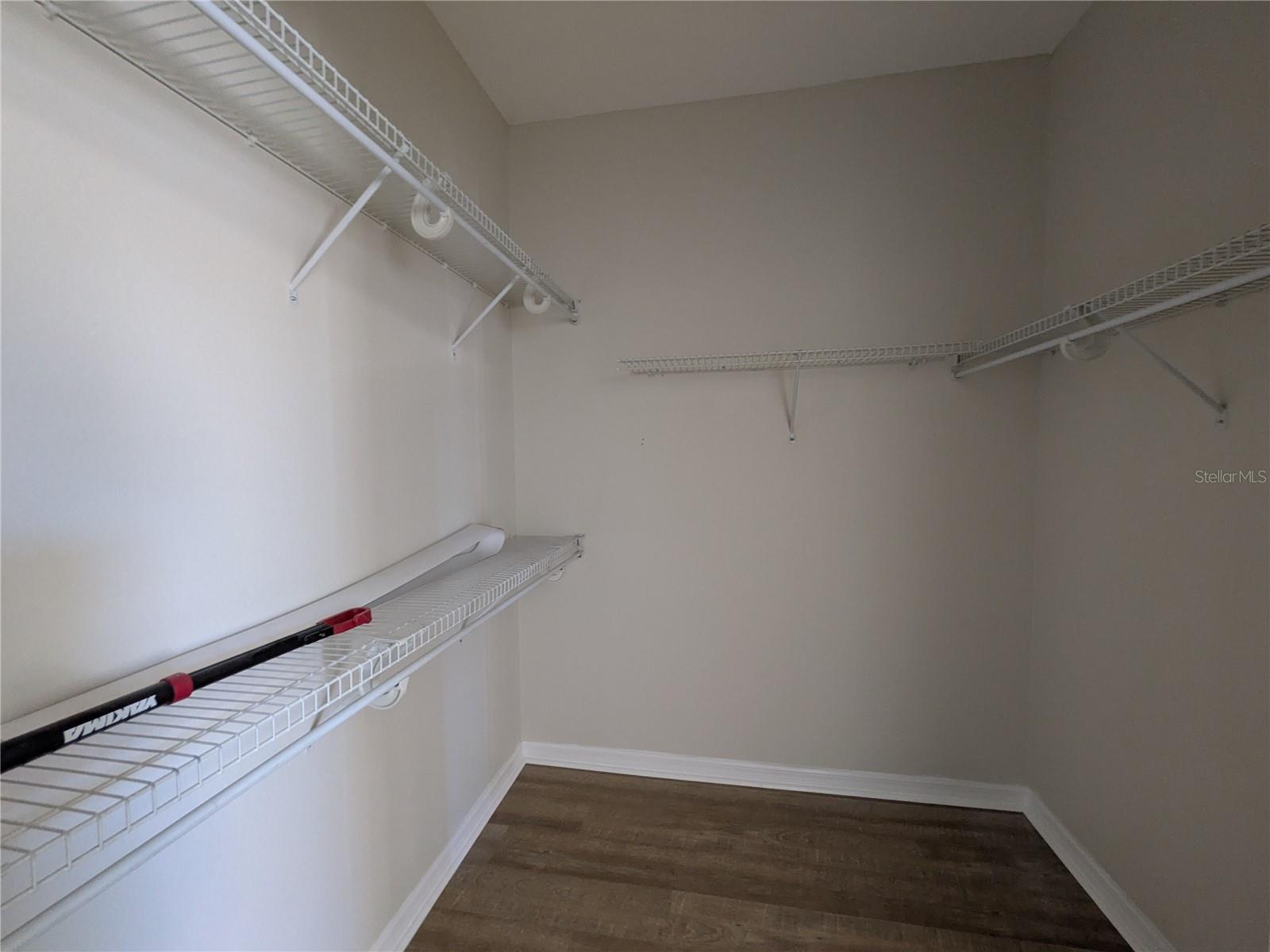 LAKESIDE/LKS/WINDERMERE - Residential Lease