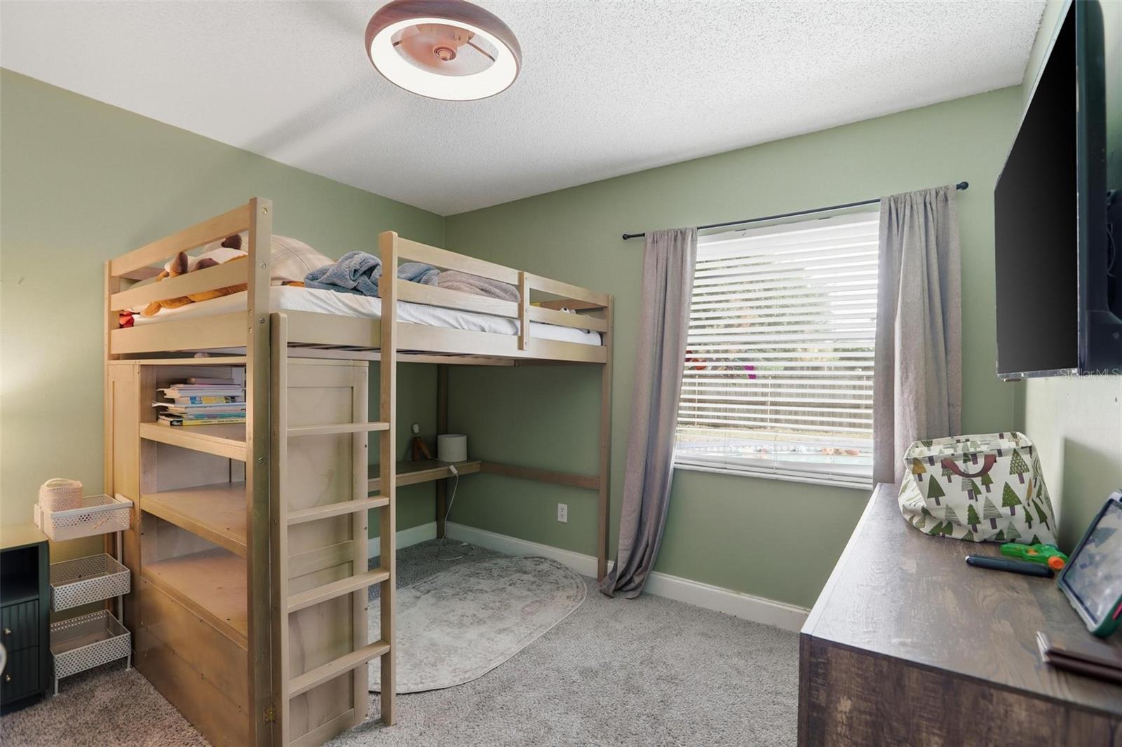 DEER RUN UNIT 21B - Residential