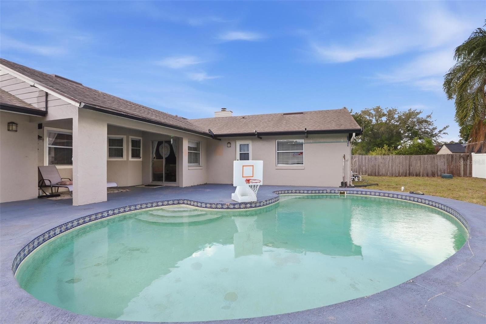 DEER RUN UNIT 21B - Residential