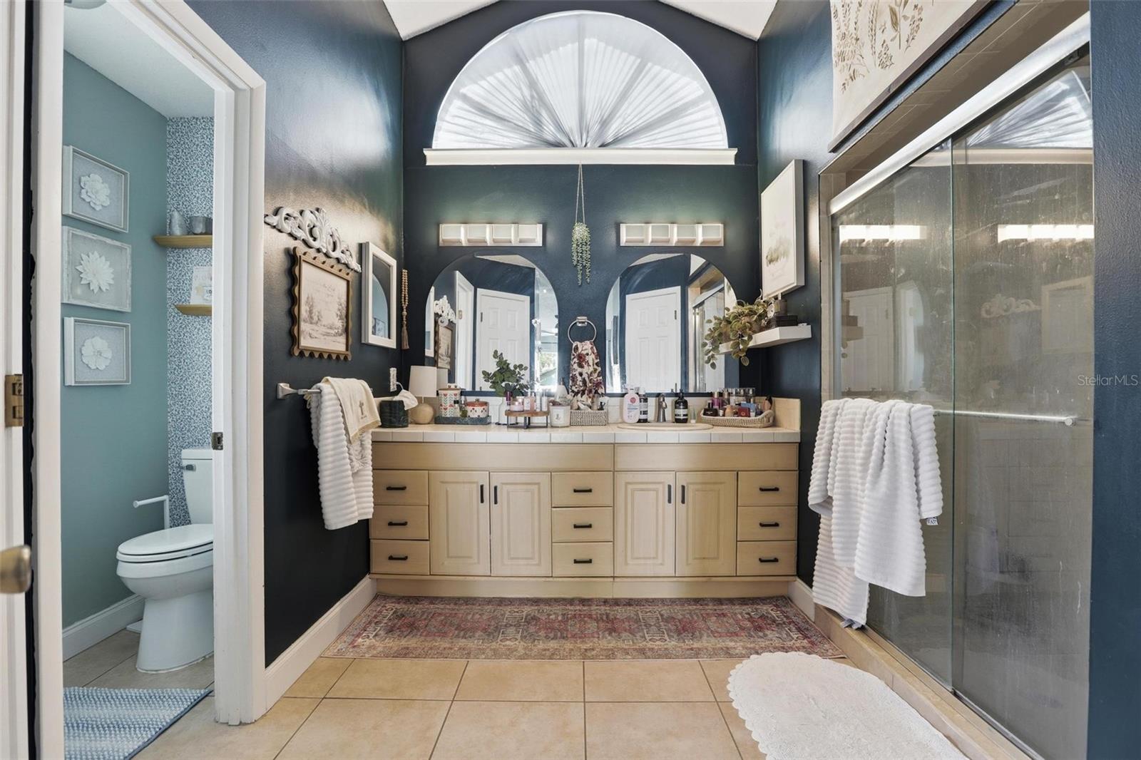 DEER RUN UNIT 21B - Residential