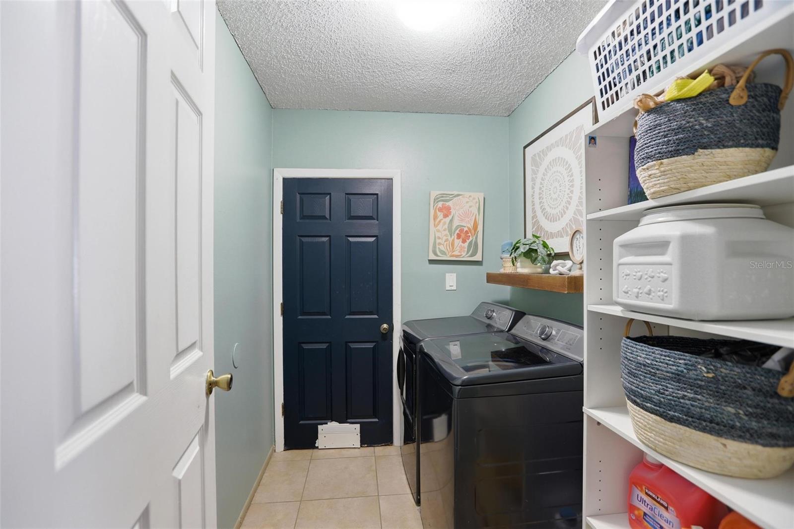 DEER RUN UNIT 21B - Residential