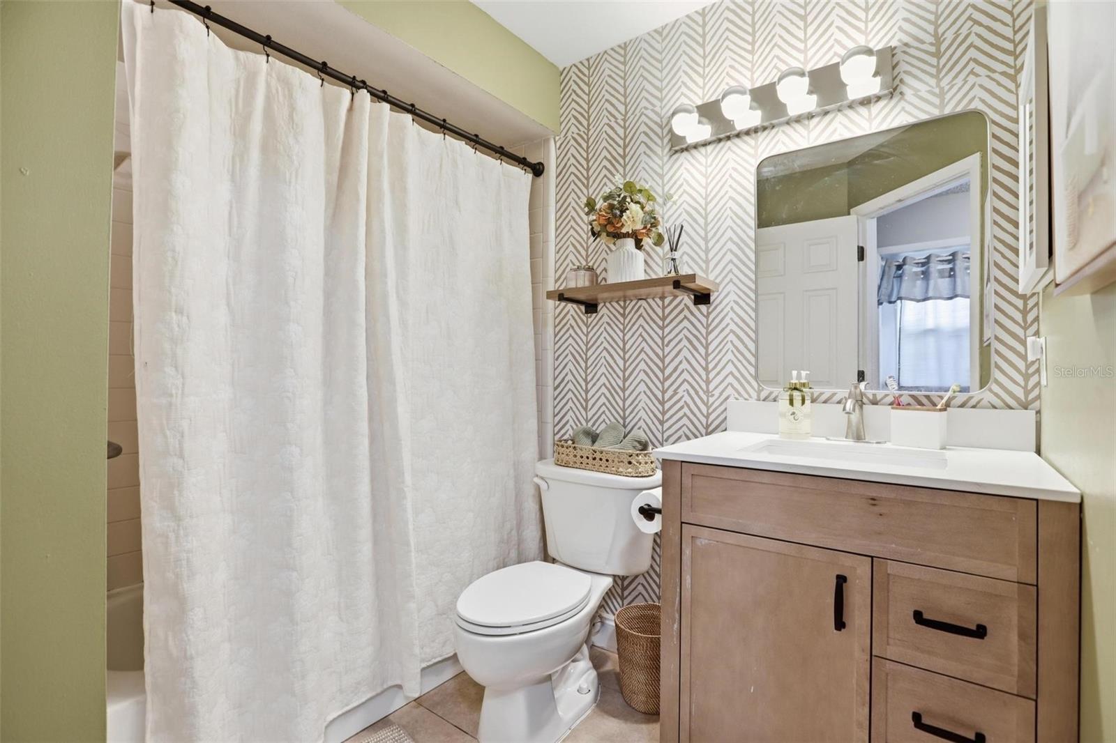 DEER RUN UNIT 21B - Residential