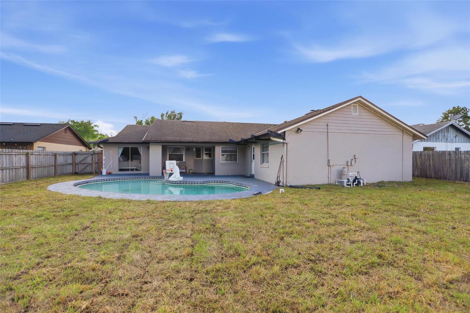 DEER RUN UNIT 21B - Residential