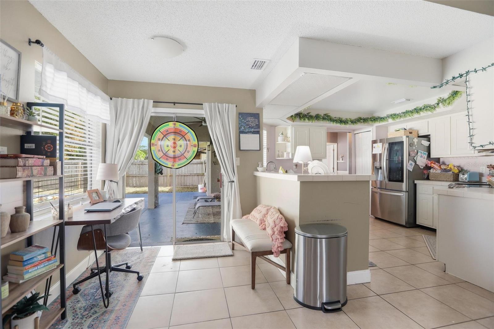 DEER RUN UNIT 21B - Residential